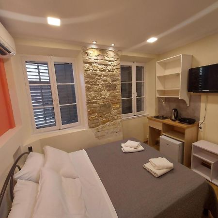 Corcyra Microflat In Old Town Corfu (city) Exterior foto